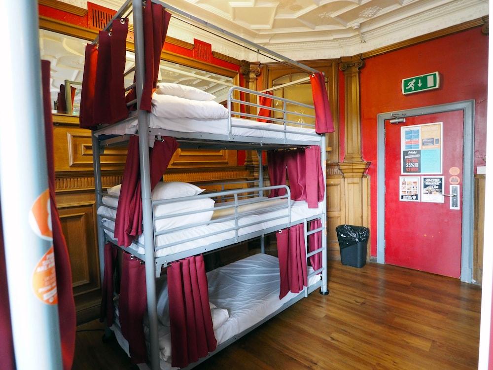 St Christophers Inns Edinburgh Hostel Exterior photo